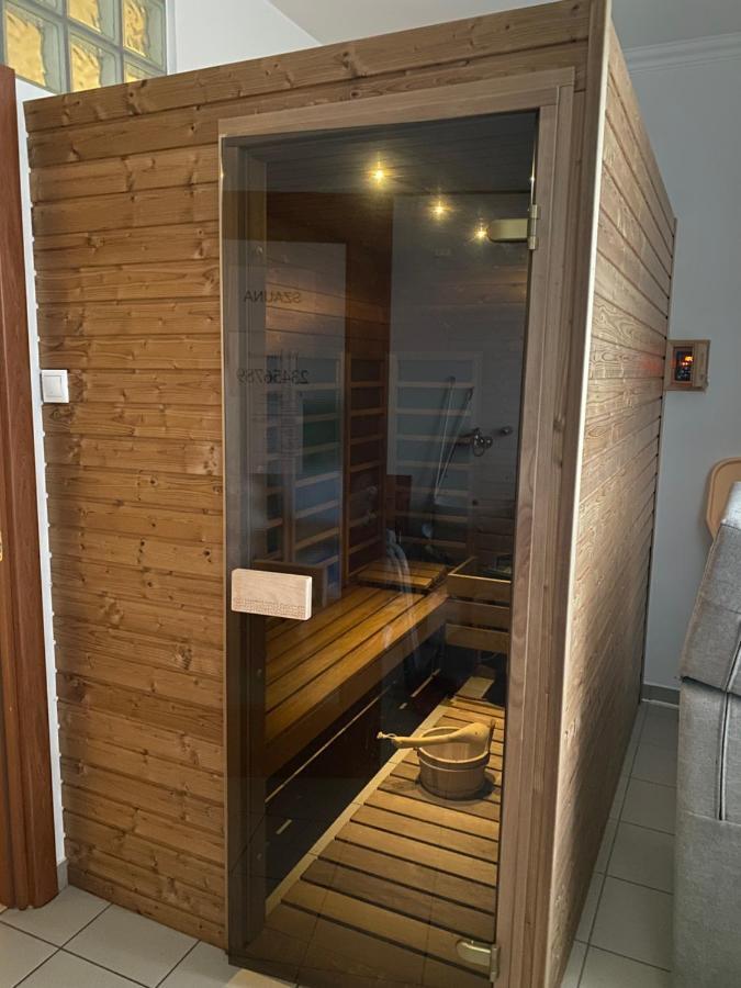 Aura Apartman Hajduszoboszlo Ngoại thất bức ảnh