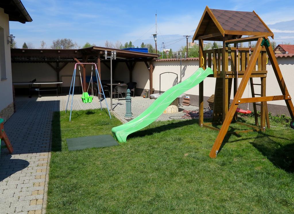 Aura Apartman Hajduszoboszlo Phòng bức ảnh