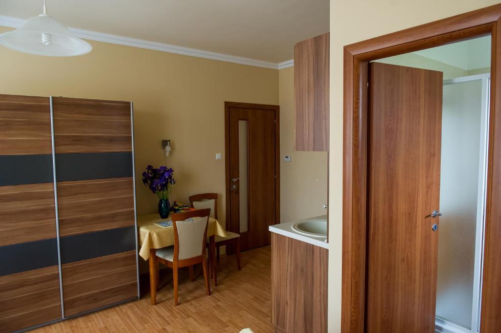Aura Apartman Hajduszoboszlo Ngoại thất bức ảnh