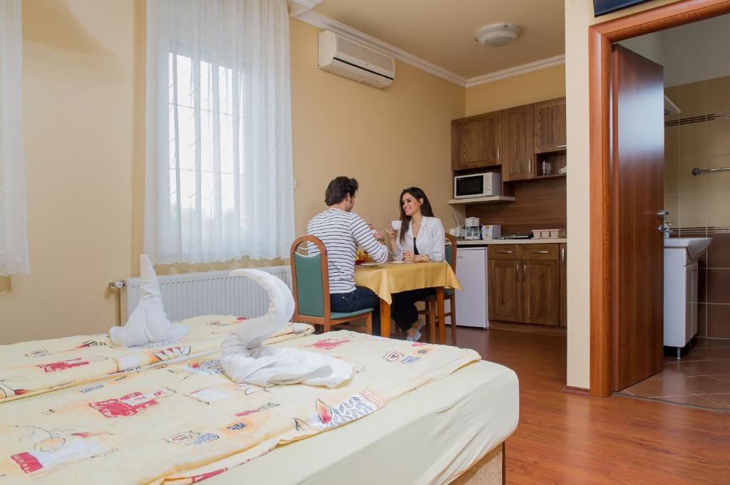 Aura Apartman Hajduszoboszlo Ngoại thất bức ảnh